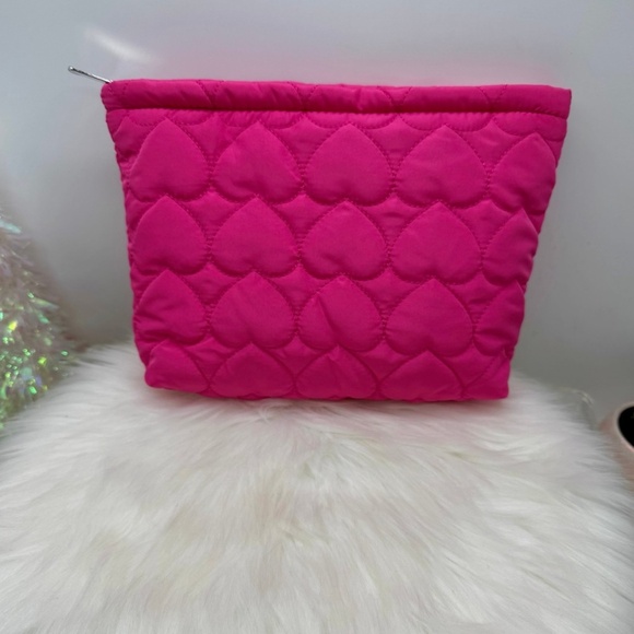 Makeup Sponge and Brush Set with Pink Heart Cosmetic or Travel Bag - Picture 11 of 11